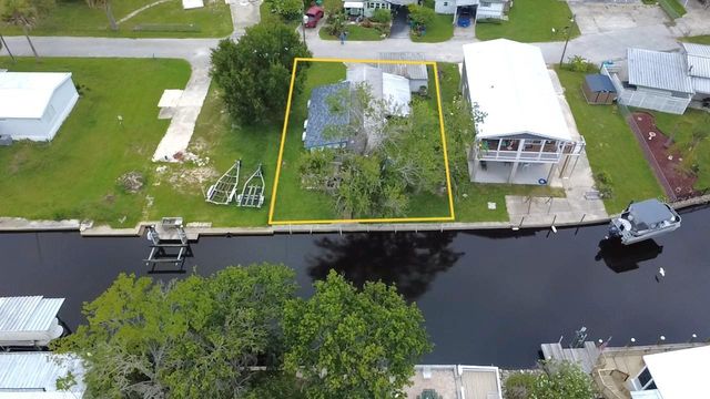 10270 W GROTTO COURT, Homosassa, FL 34448