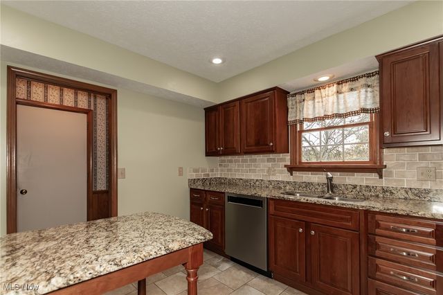 12066 Huntoon Road, Painesville, OH 44077