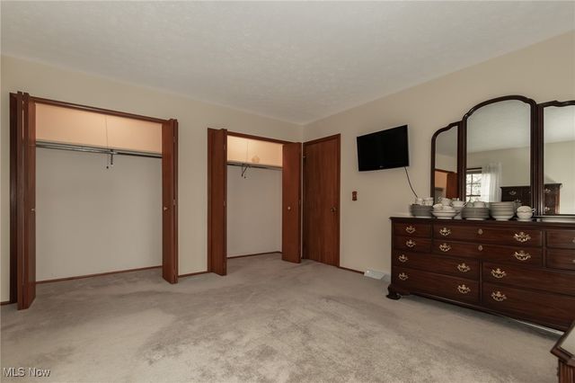 12066 Huntoon Road, Painesville, OH 44077