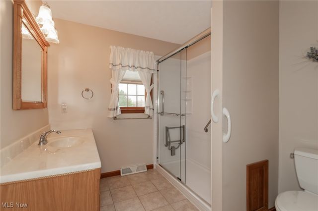 12066 Huntoon Road, Painesville, OH 44077