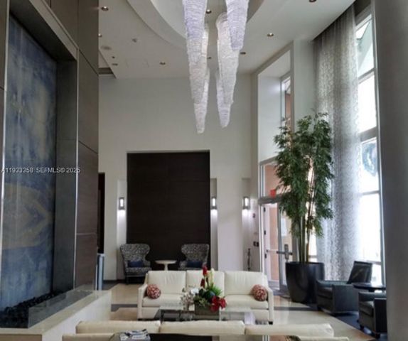 1155 Brickell Bay Dr 705, Miami, FL 33131