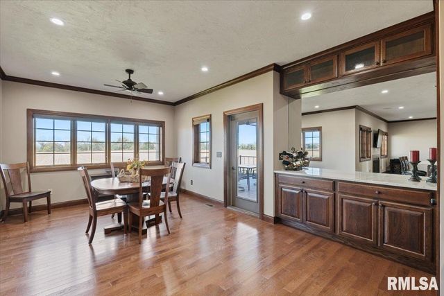 15758 N 2120 Avenue, Geneseo, IL 61254