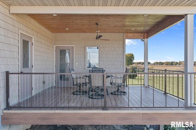 15758 N 2120 Avenue, Geneseo, IL 61254