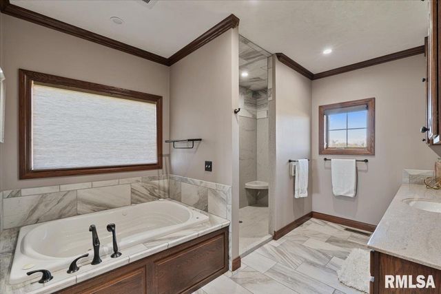 15758 N 2120 Avenue, Geneseo, IL 61254