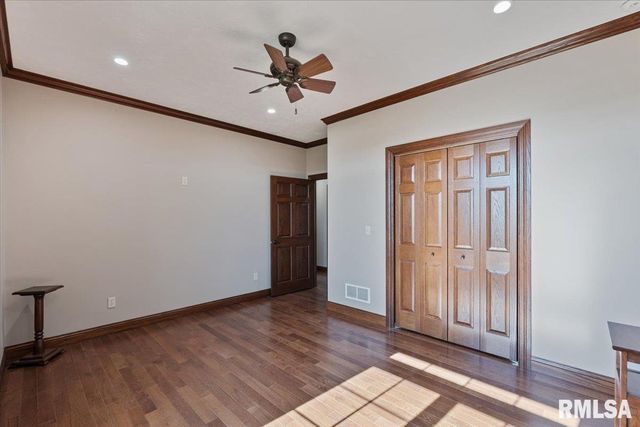 15758 N 2120 Avenue, Geneseo, IL 61254