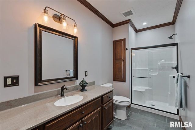 15758 N 2120 Avenue, Geneseo, IL 61254