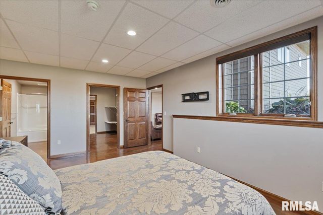 15758 N 2120 Avenue, Geneseo, IL 61254