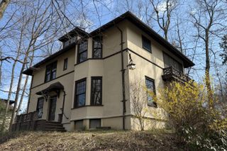 1930 Cambridge Road, Ann Arbor, MI 48104