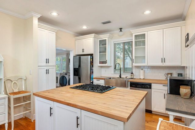 302 Crescent Drive, Defuniak Springs, FL 32435