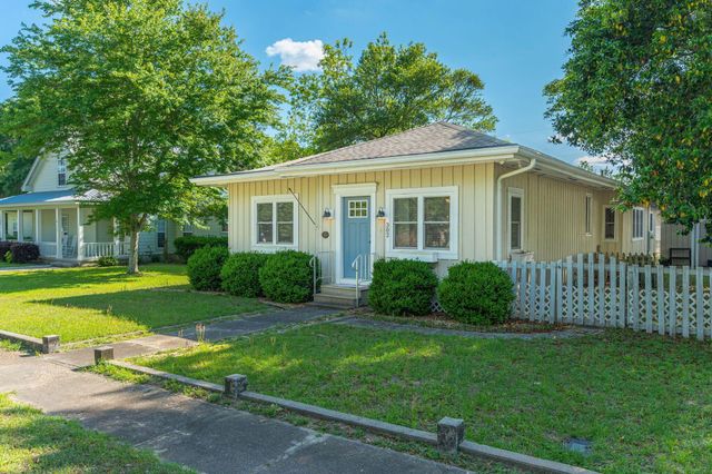 302 Crescent Drive, Defuniak Springs, FL 32435