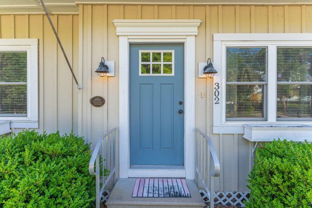 302 Crescent Drive, Defuniak Springs, FL 32435