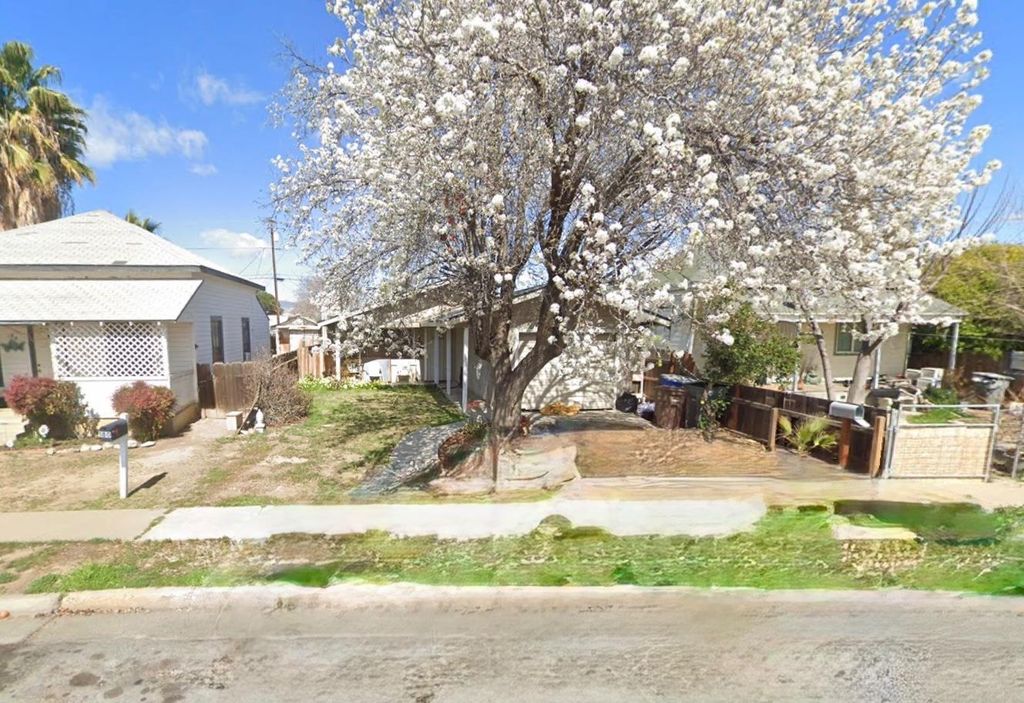 Image 1 of property listing at 164 Jackson Street, Coalinga, CA 93210