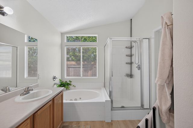 632 Saddle Blanket Trail SW, Albuquerque, NM 87121
