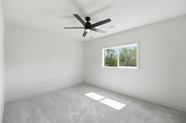 210 NW Orchard Court, Lee's Summit, MO 64063