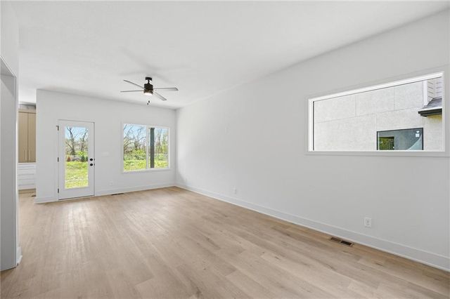 210 NW Orchard Court, Lee's Summit, MO 64063