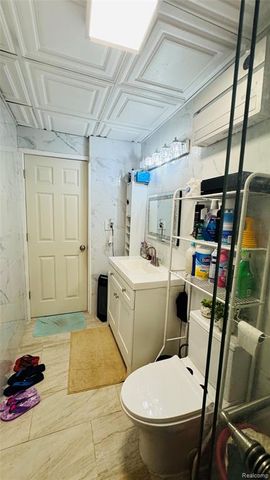 3193 Trowbridge Street, Hamtramck, MI 48212