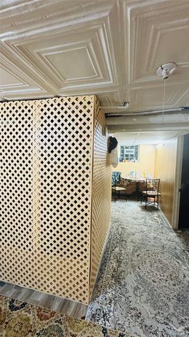 3193 Trowbridge Street, Hamtramck, MI 48212