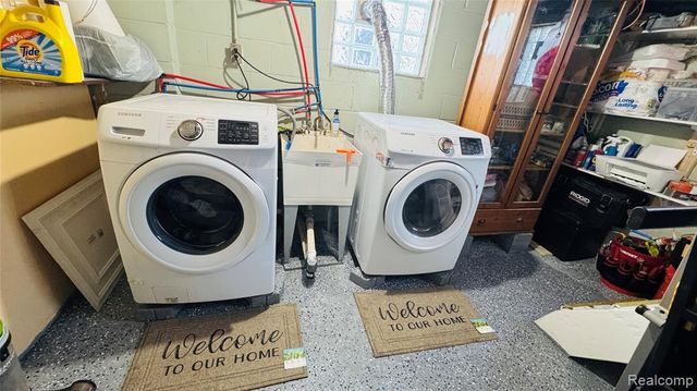 3193 Trowbridge Street, Hamtramck, MI 48212