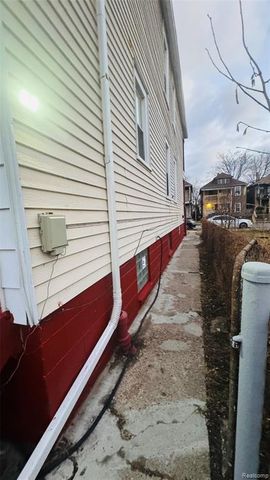 3193 Trowbridge Street, Hamtramck, MI 48212