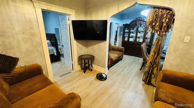 3193 Trowbridge Street, Hamtramck, MI 48212