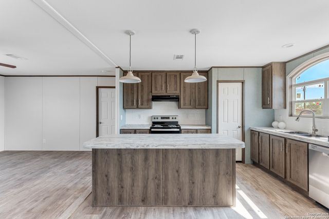 3037 FM 1333, Poteet, TX 78065