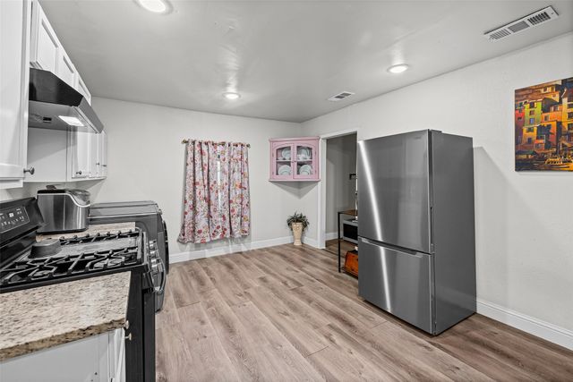 8311 Whitney Drive, White Settlement, TX 76108