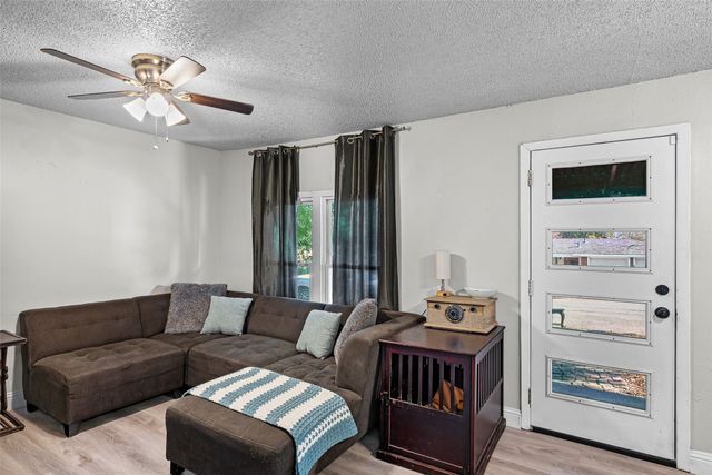 8311 Whitney Drive, White Settlement, TX 76108