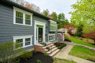 115 Pilgrim Road, Braintree, MA 02184