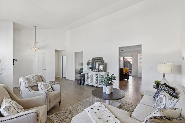 1680 El Camino De Vida, Hollister, CA 95023