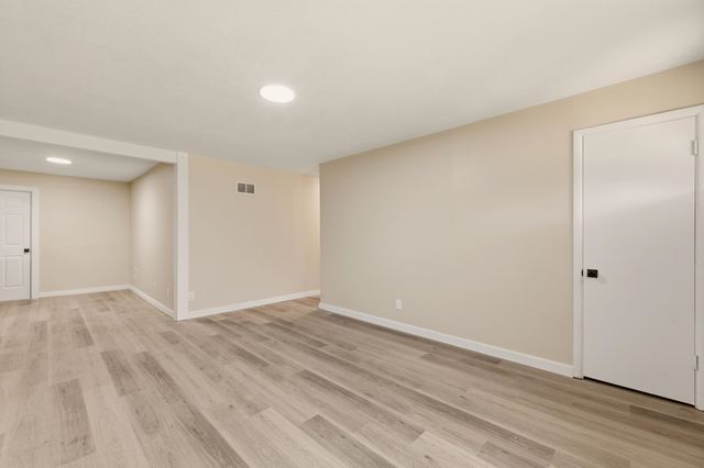 2308 S Belmont Ave, Wichita, KS 67218