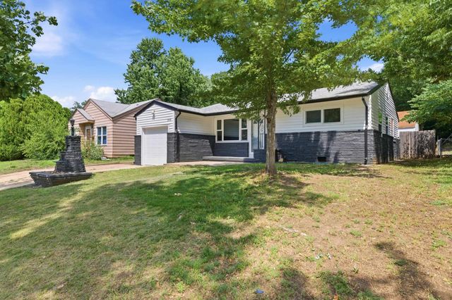 2308 S Belmont Ave, Wichita, KS 67218