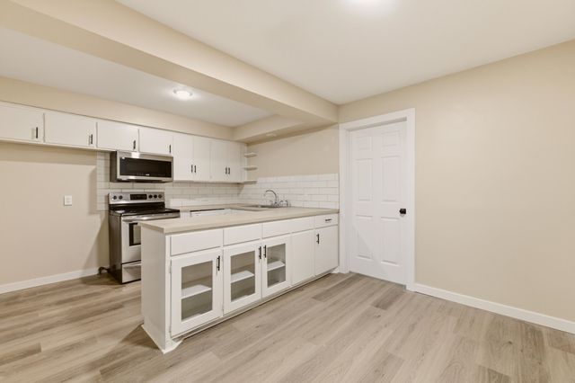 2308 S Belmont Ave, Wichita, KS 67218