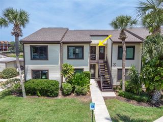 432 MOORINGS COVE DR. 432, Tarpon Springs, FL 34689