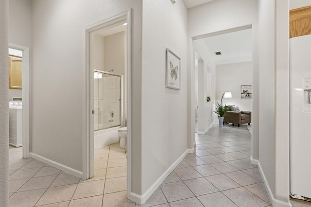 2821 Springfield Dr, Rocklin, CA 95765