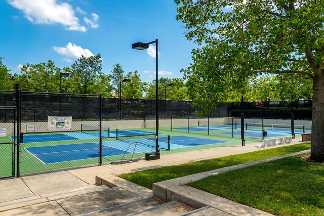 2821 Springfield Dr, Rocklin, CA 95765