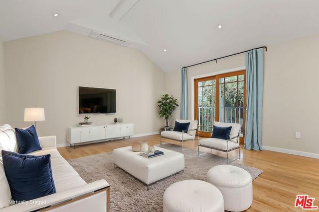 652 Kensington Road B, Santa Monica, CA 90405