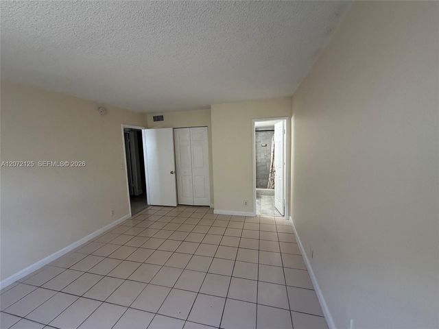 241 SE 9th Avenue 109, Pompano Beach, FL 33060