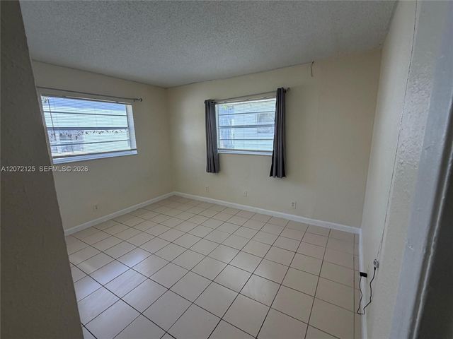 241 SE 9th Avenue 109, Pompano Beach, FL 33060