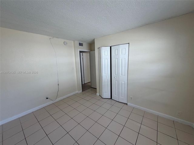 241 SE 9th Avenue 109, Pompano Beach, FL 33060