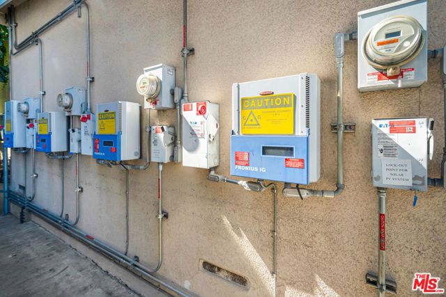 14722 Magnolia Boulevard, Sherman Oaks (los Angeles), CA 91403