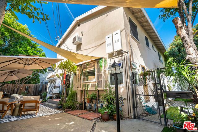 14722 Magnolia Boulevard, Sherman Oaks (los Angeles), CA 91403