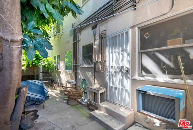 14722 Magnolia Boulevard, Sherman Oaks (los Angeles), CA 91403