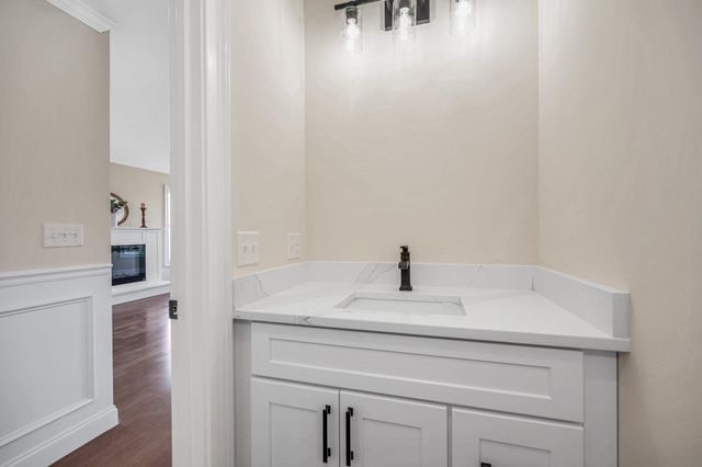 109 Ladd Hill Road, Belmont, NH 03220