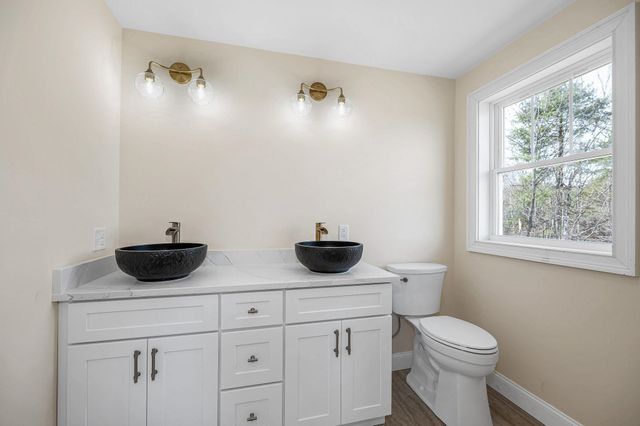 109 Ladd Hill Road, Belmont, NH 03220