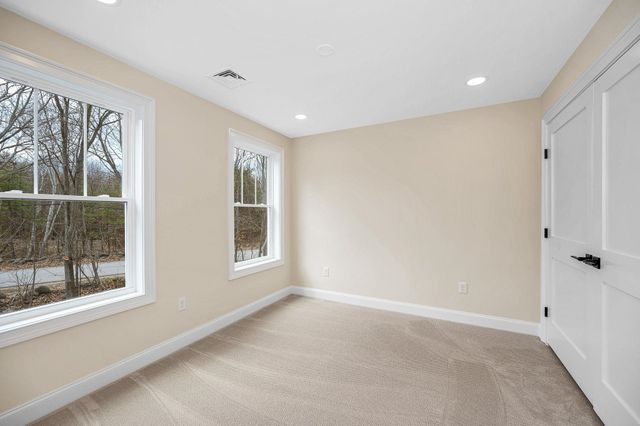 109 Ladd Hill Road, Belmont, NH 03220