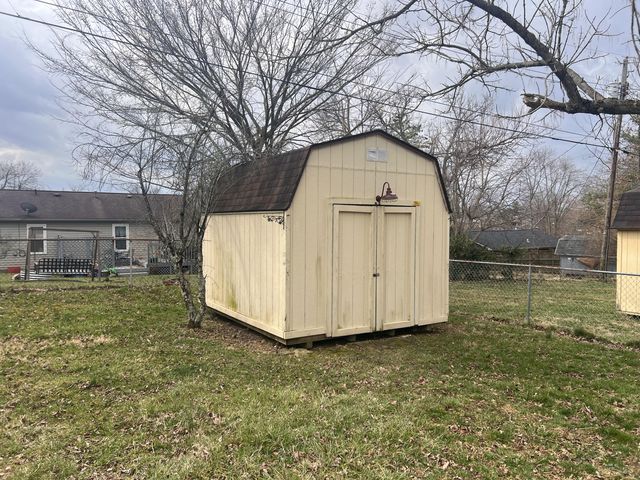 707 Estes Drive, Winchester, KY 40391