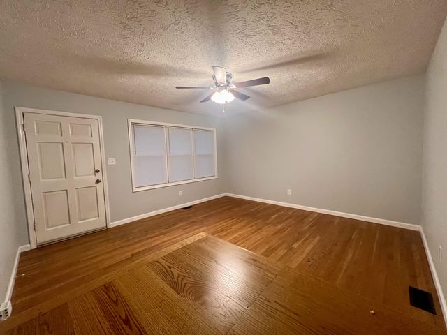 707 Estes Drive, Winchester, KY 40391