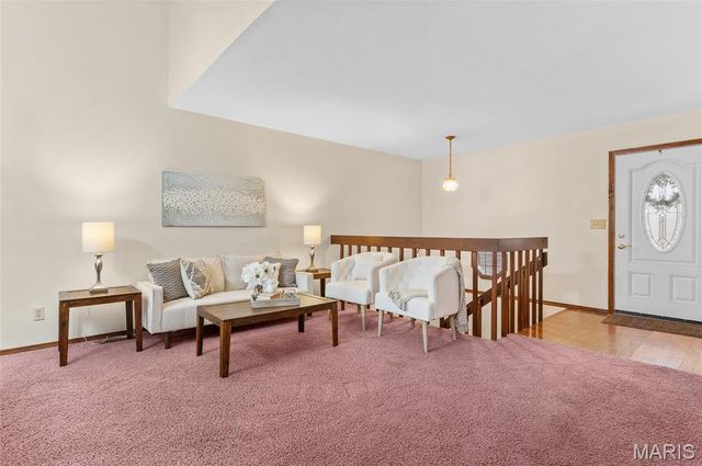 5 Parkridge, Belleville, IL 62226