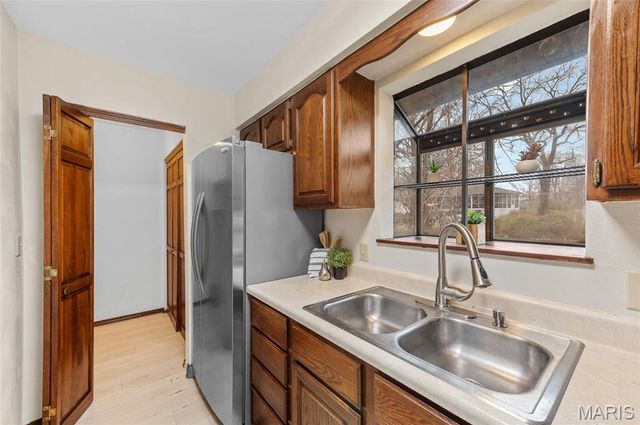 5 Parkridge, Belleville, IL 62226