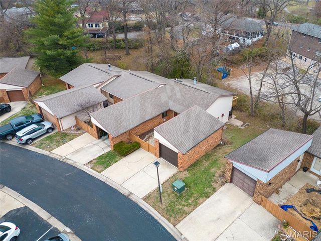 5 Parkridge, Belleville, IL 62226